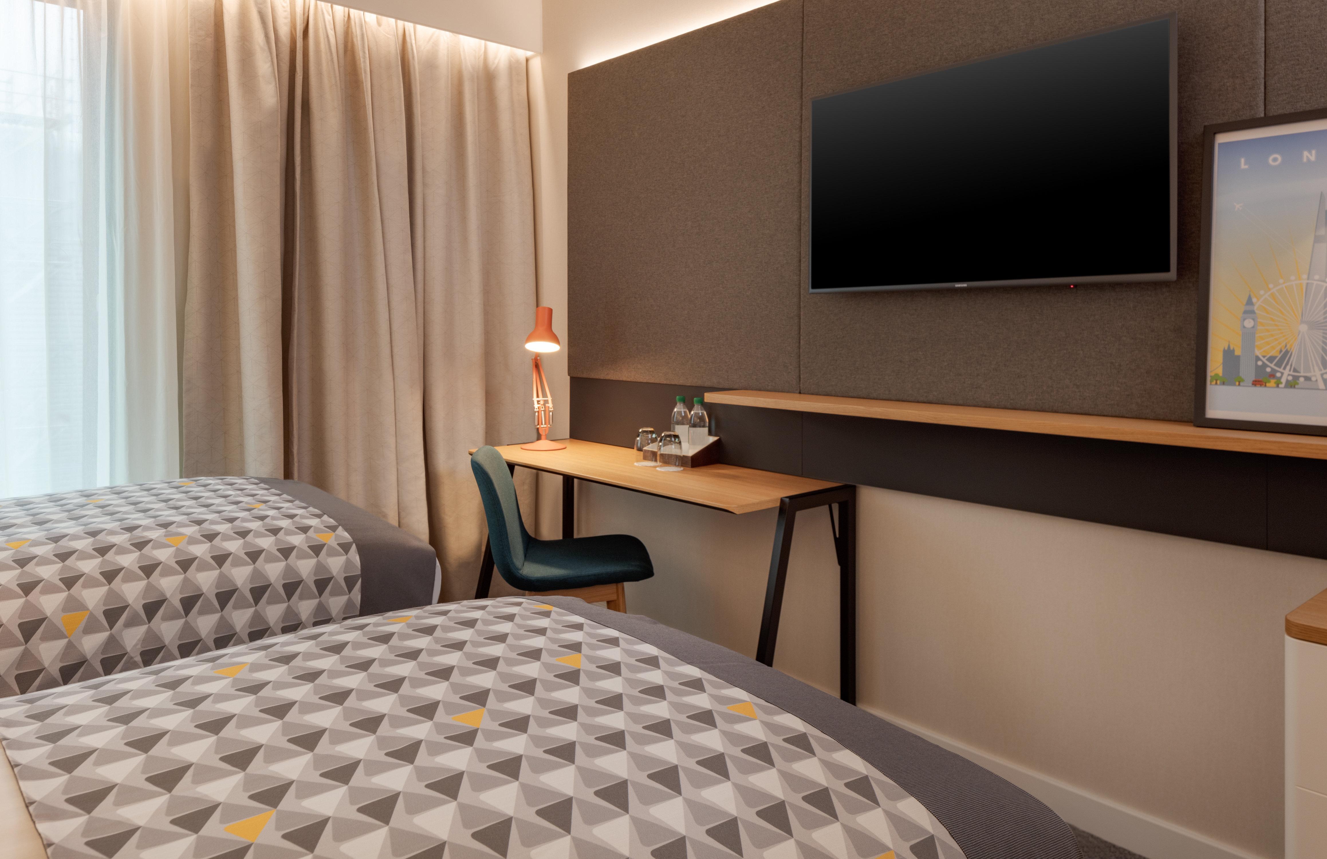 Holiday Inn London Heathrow - Bath Road By Ihg West Drayton  Экстерьер фото